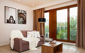 Apartments Warsaw Magazynowa by Renters